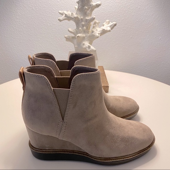 Dr. Scholl's Shoes - Dr. Scholl’s Wedge bootie, Wedge boot, Tan boots